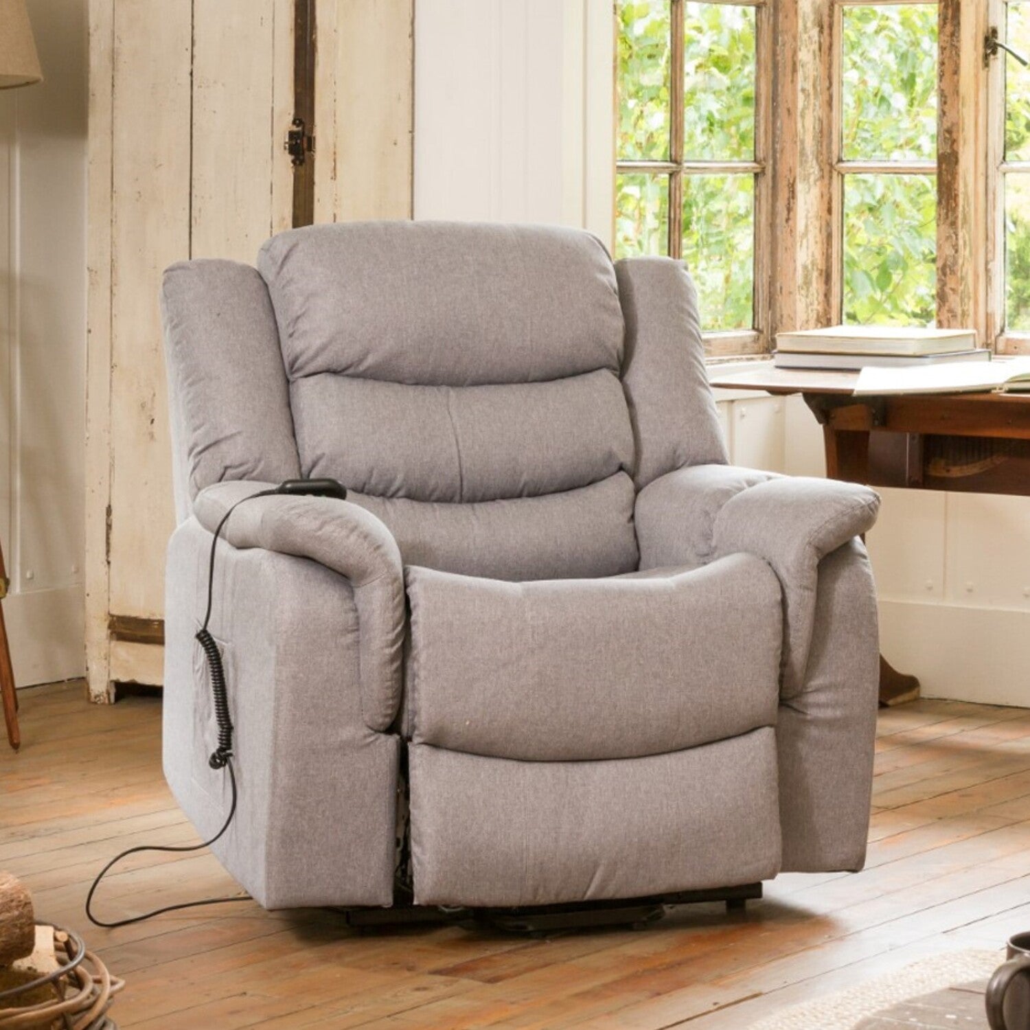 Full recline chair online with heat